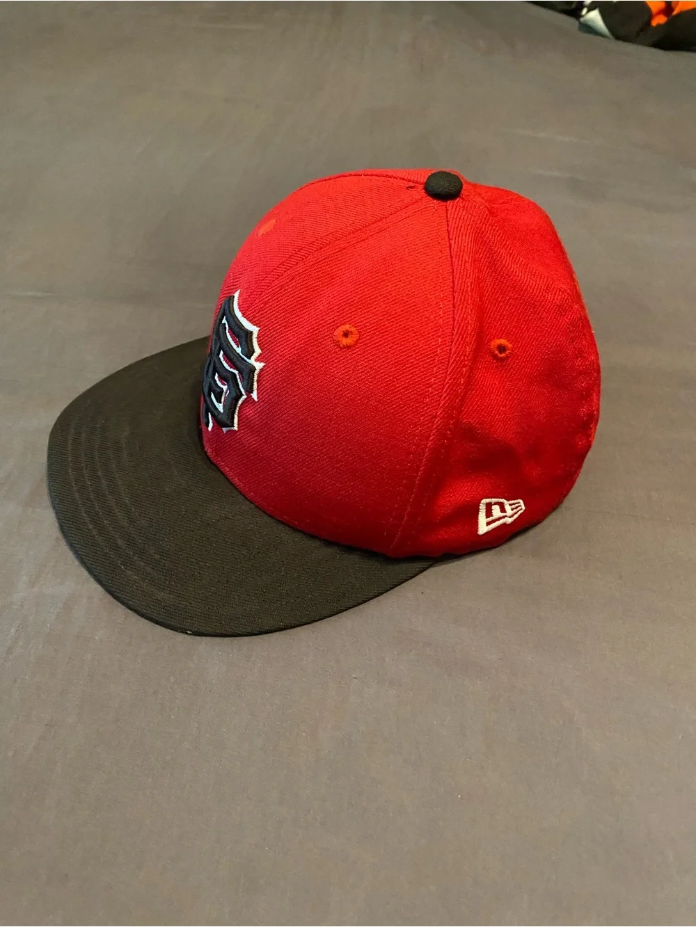 New Era SF Giants Red n Black Fitted Baseball Cap